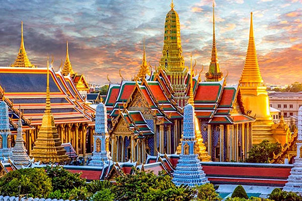 International Flight Royal Travellers_0003_4 Thailand